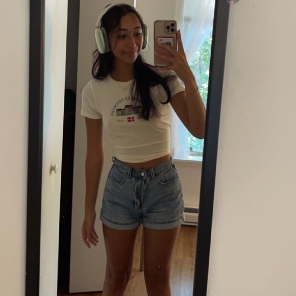 Brandy Seasonal Style Box! - Picture 3 of 4